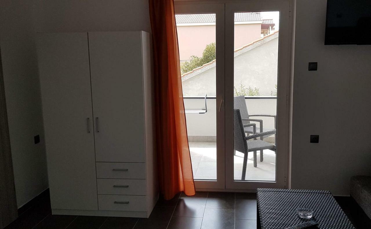 Apartments Star With Pool Biograd na Moru Kültér fotó