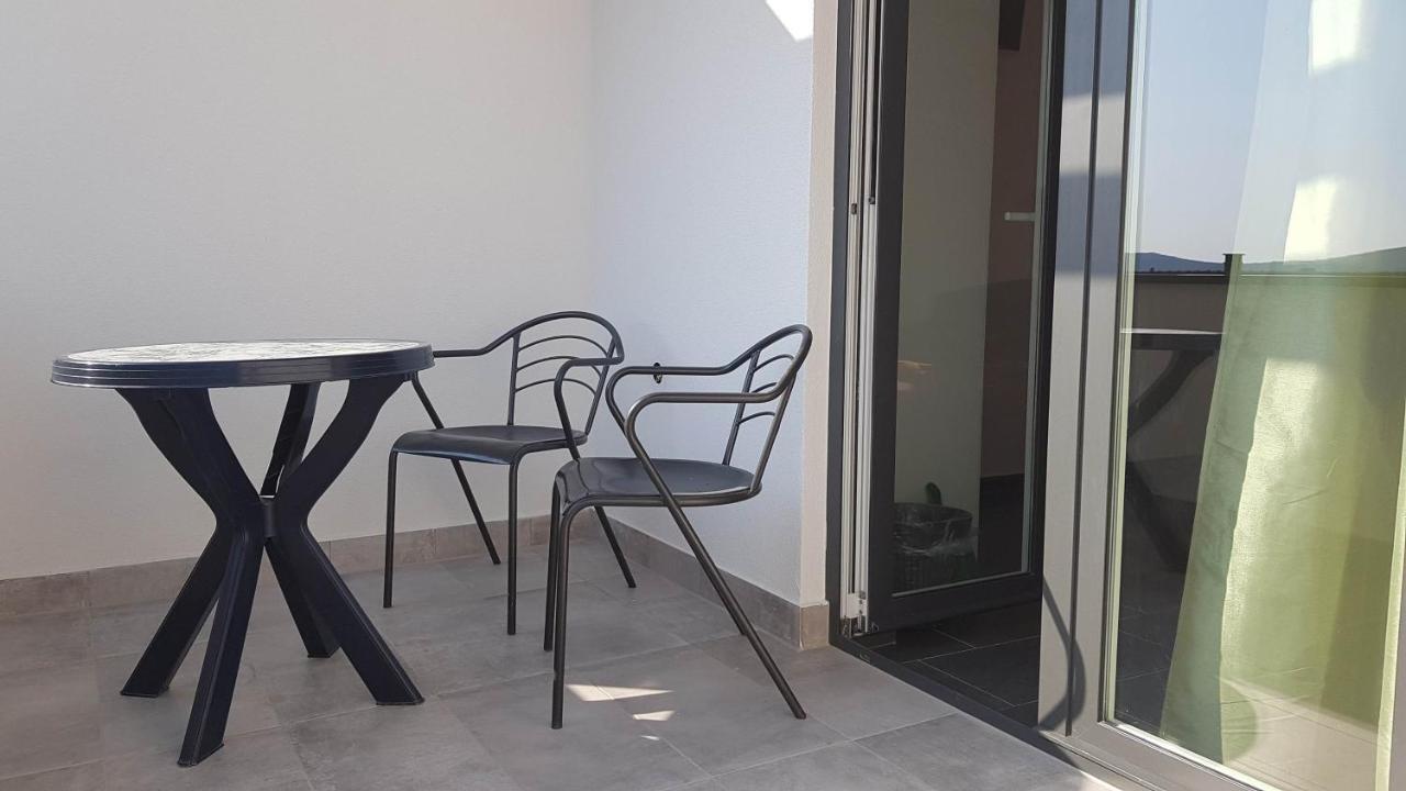 Apartments Star With Pool Biograd na Moru Kültér fotó